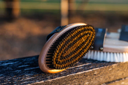 Gee Gee Collective - 'Copper Therapy' Body Brush